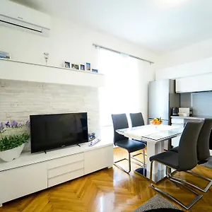  Apartament Palace