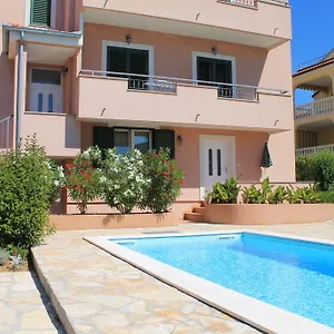  Apartament Lara & Luka
